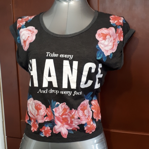 SALE!! Cuff sleeve t - Picture 8 of 8